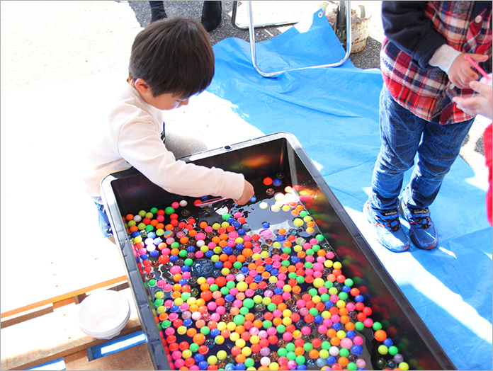 スーパーボールすくい＆お菓子すくい